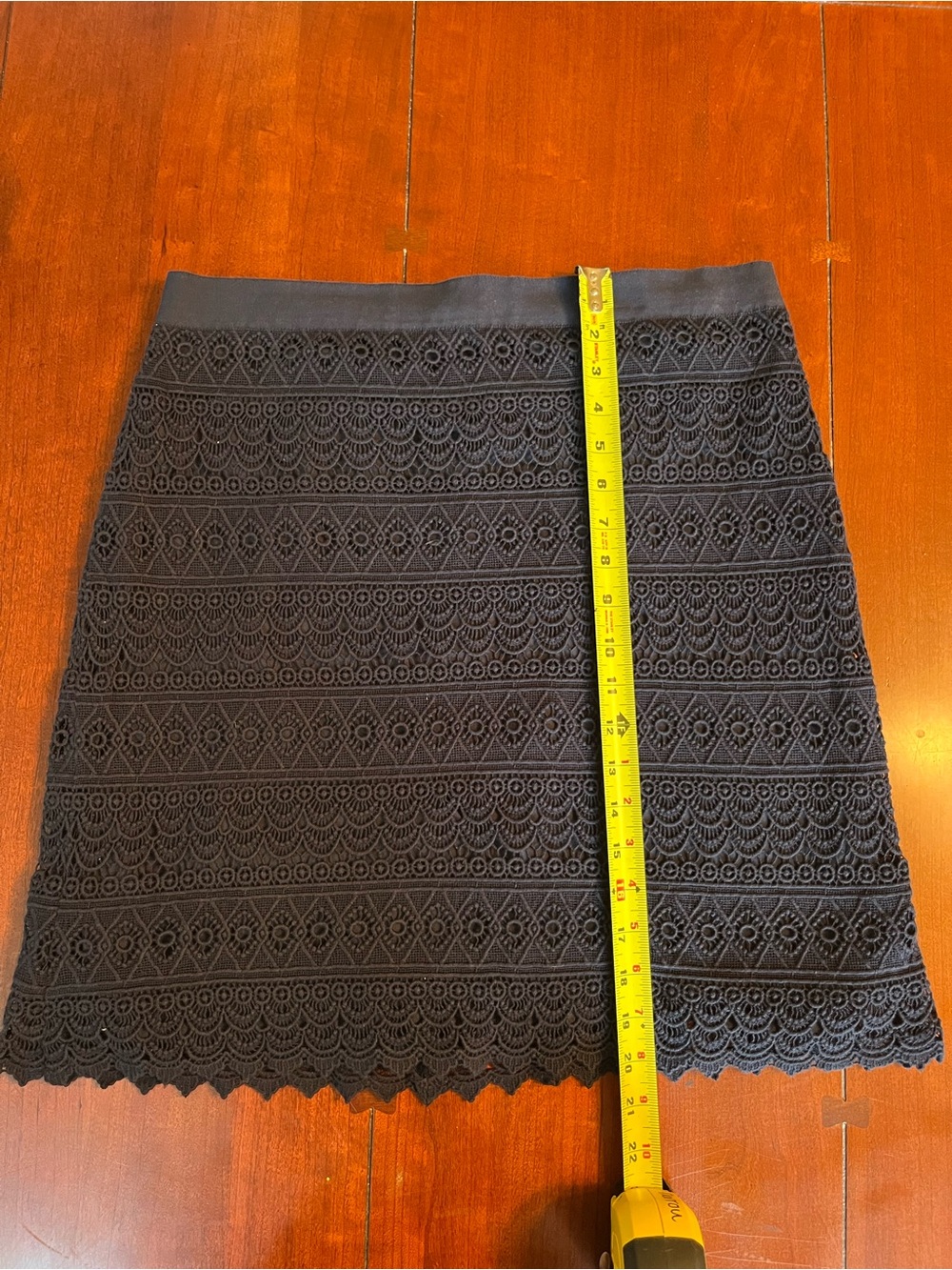 Lace-Pattern Navy Women's Skirt